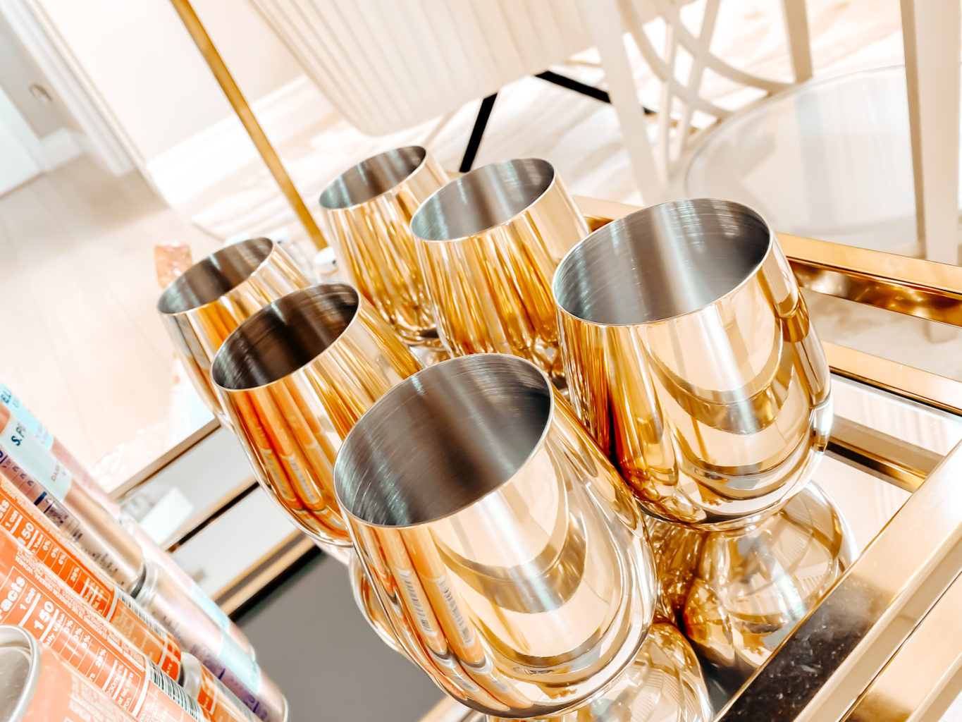 HOW TO CREATE A LUXURIOUS BAR CART