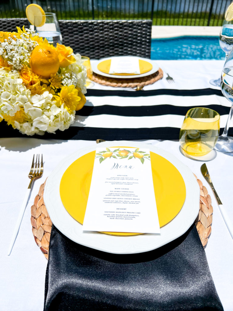 A FRESH AND FRAGRANT SUMMER TABLESCAPE