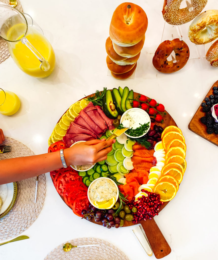 A LUSCIOUS BAGEL BOARD FOR A SUNDAY BRUNCH
