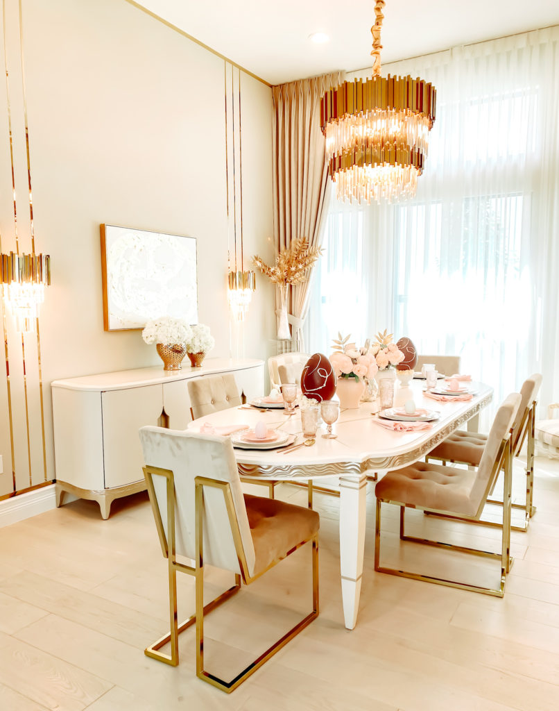 CREATE AN EASTER TABLESCAPE USING A PASTEL PALETTE AND ROMANTIC ACCENTS