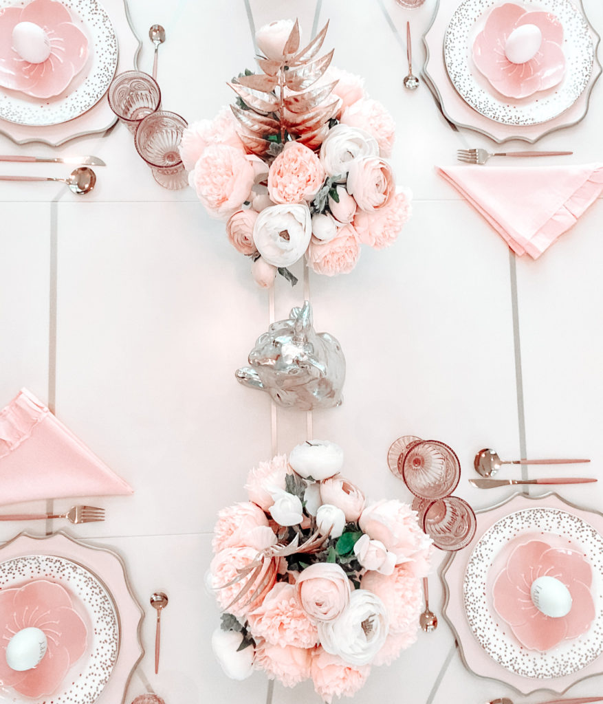 CREATE AN EASTER TABLESCAPE USING A PASTEL PALETTE AND ROMANTIC ACCENTS