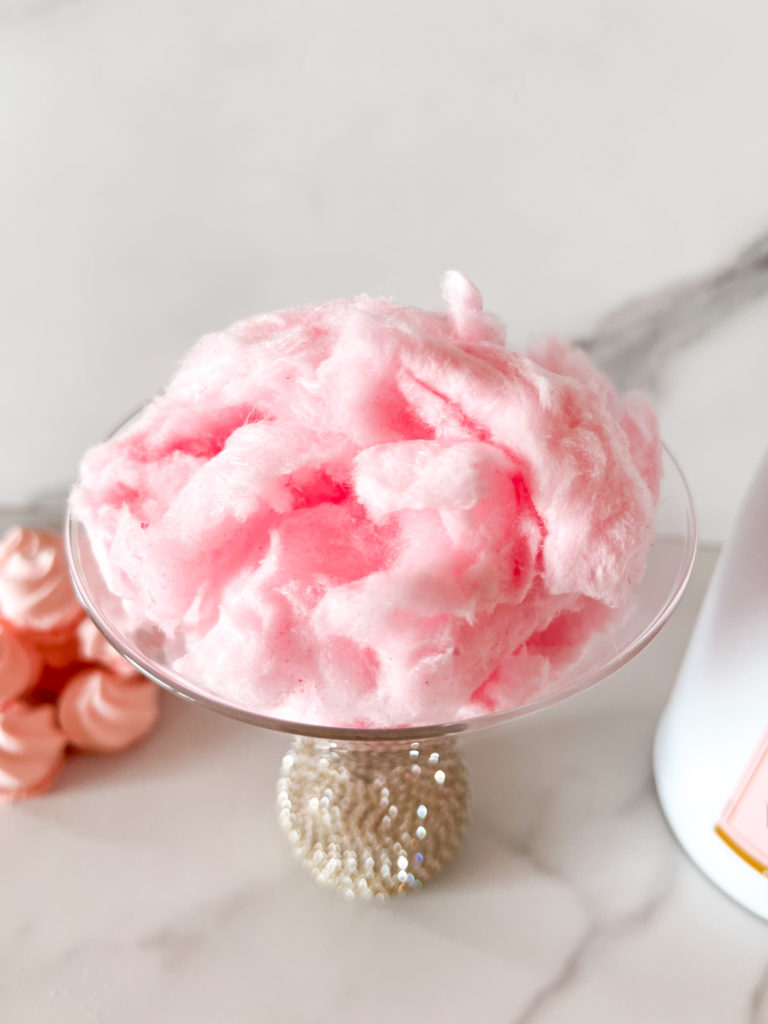 DELIGHT YOUR GUESTS WITH COTTON CANDY CHAMPAGNE