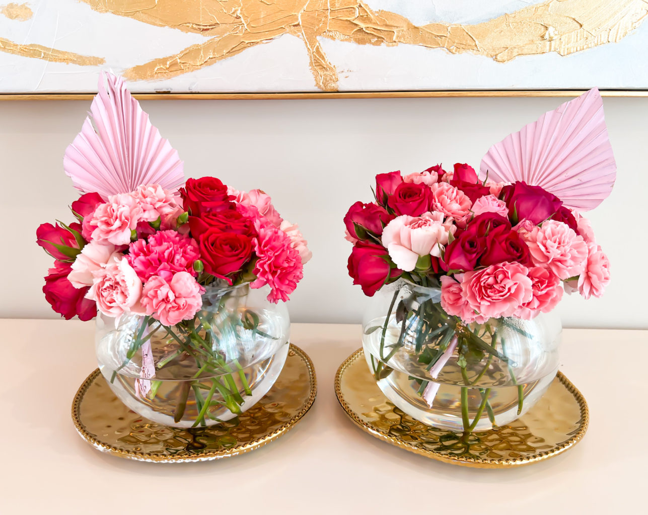 A HOT PINK AND BLUSH CENTERPIECE