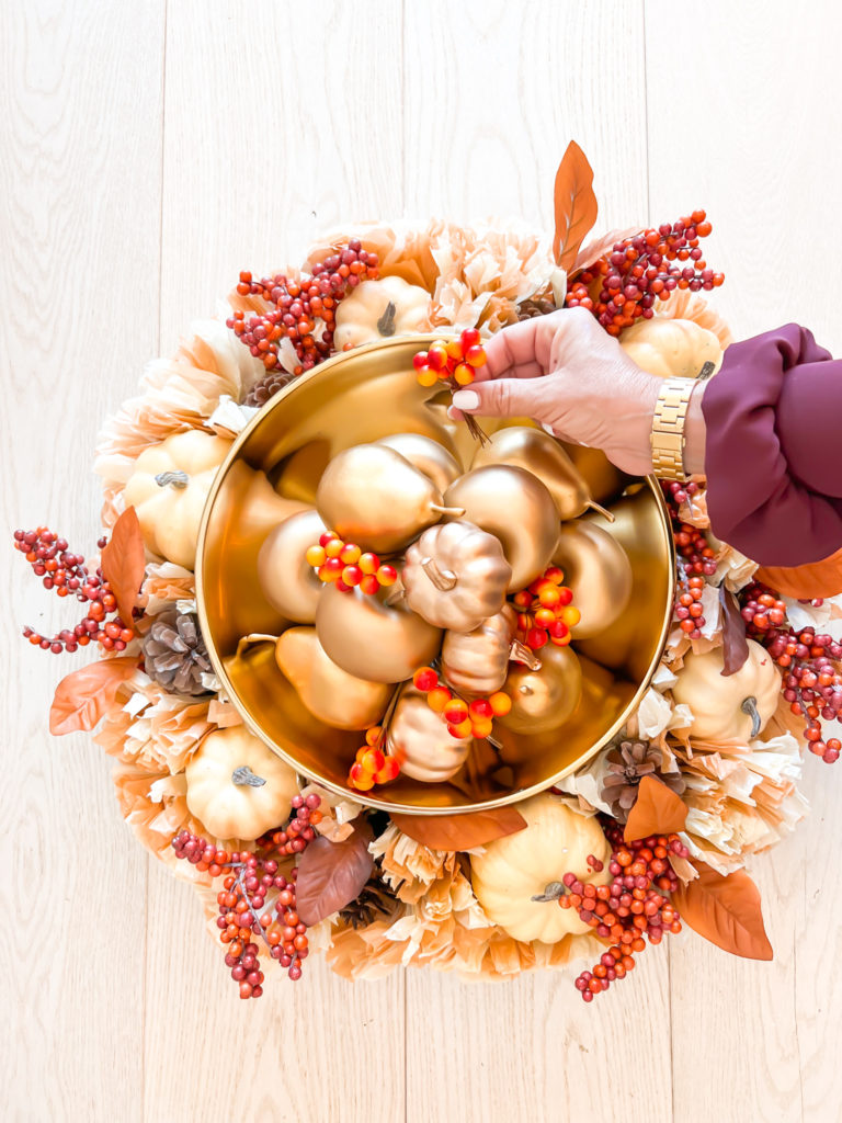 WREATH FALL CENTERPIECE