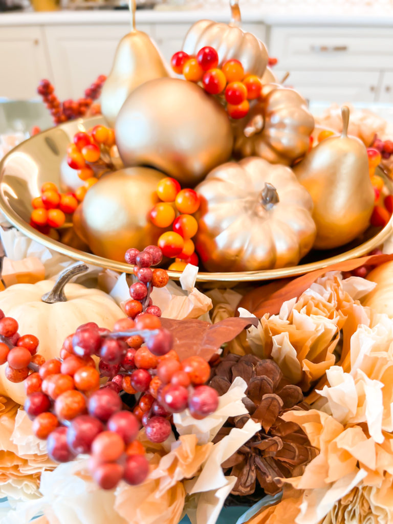 WREATH FALL CENTERPIECE