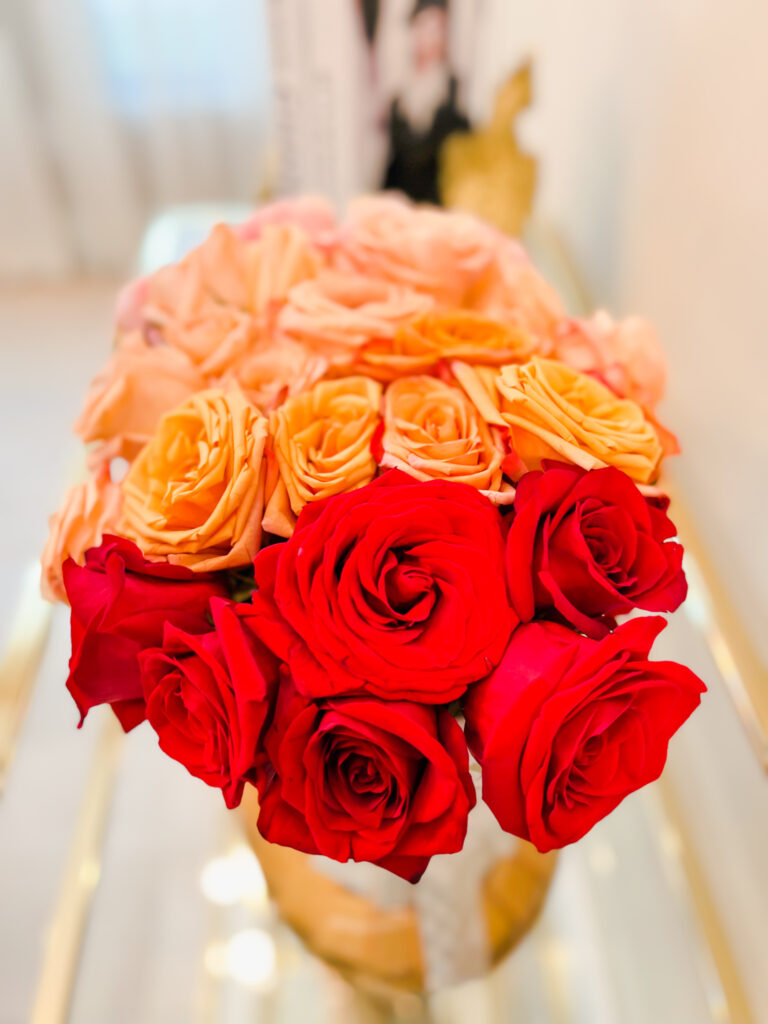 OMBRÈ FLORAL ARRANGEMENT