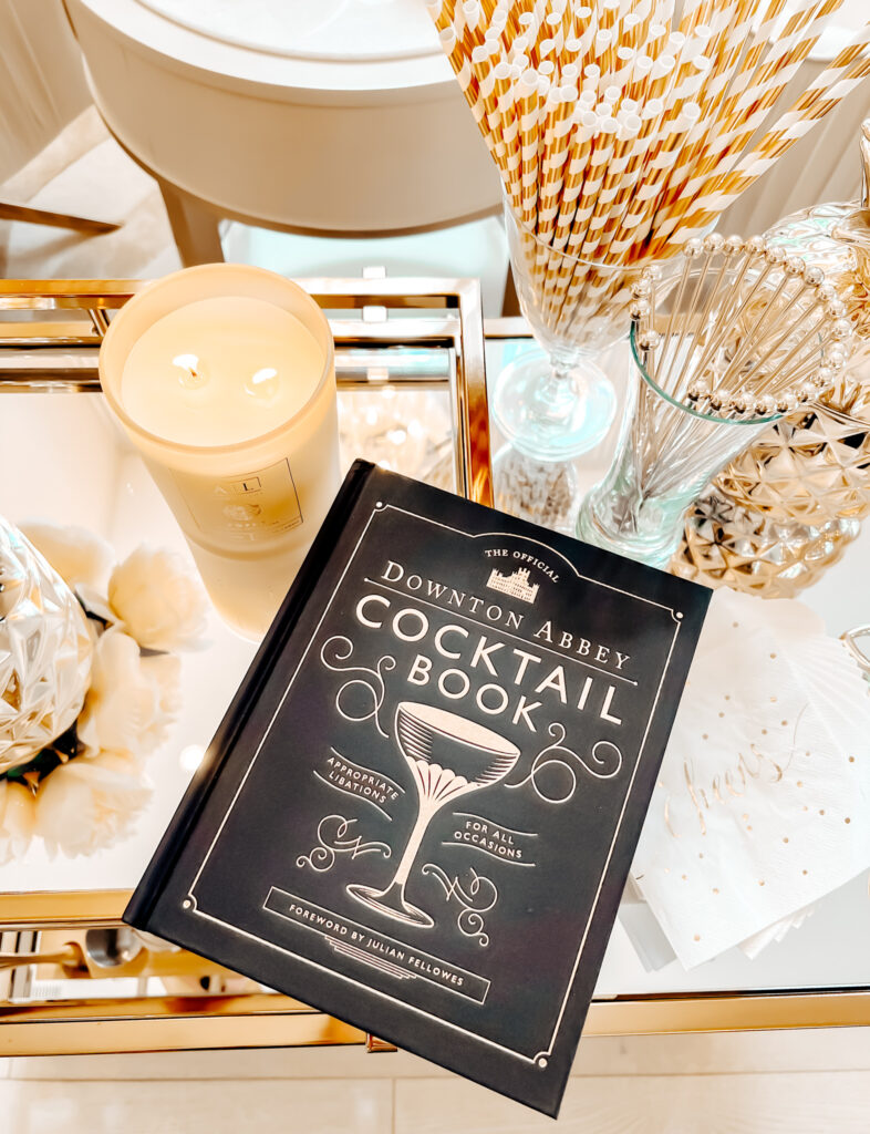 COCKTAIL RECIPES BOOKS