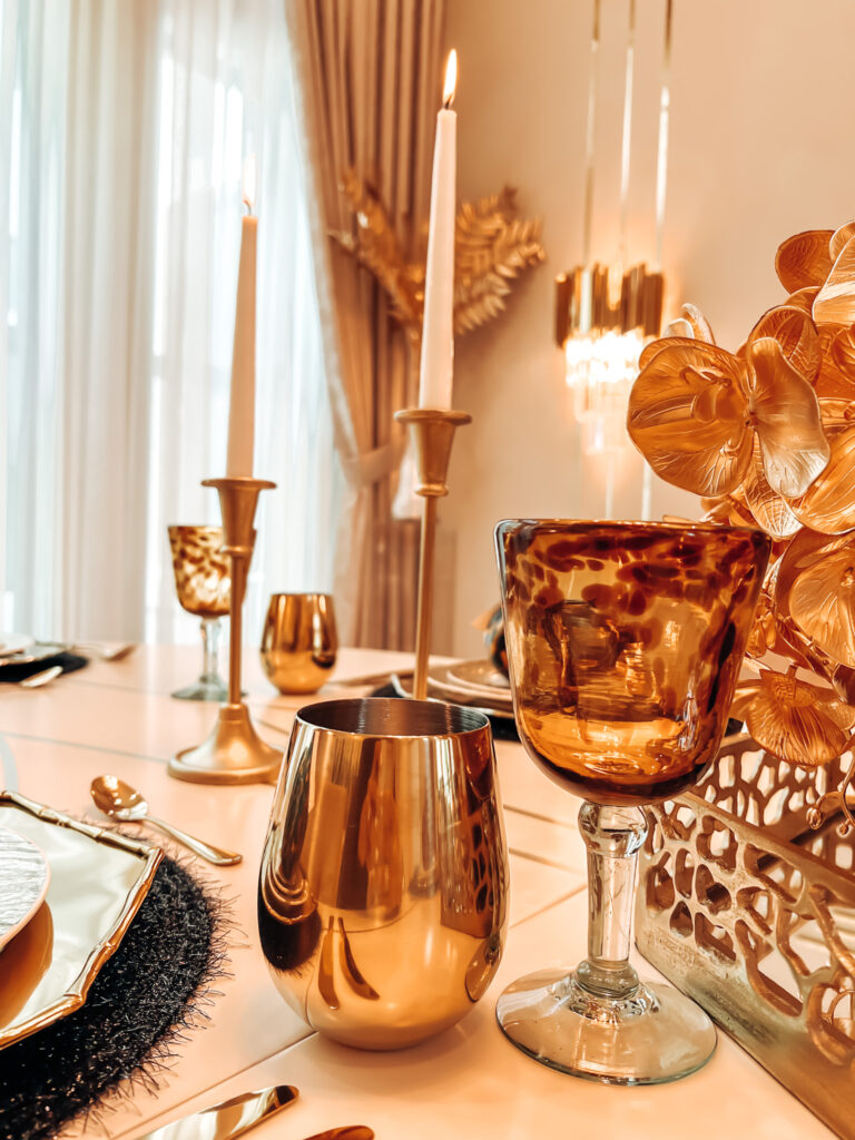 A SUMPTUOUS FALL TABLESCAPES