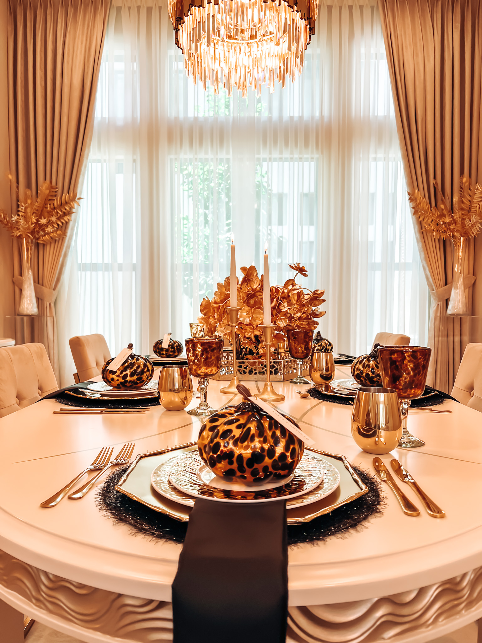 CREATE A SUMPTUOUS FALL TABLESCAPE