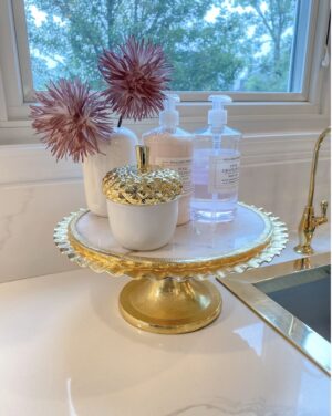 Marble Cake Stand with Ripple Edge