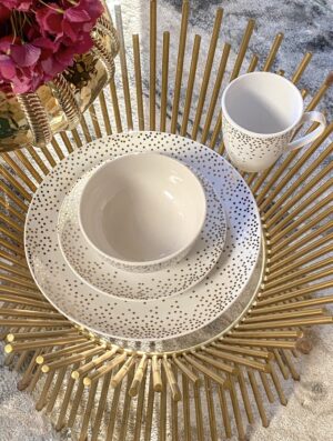 Polka Dot Detailed White 16 Piece Dining Set