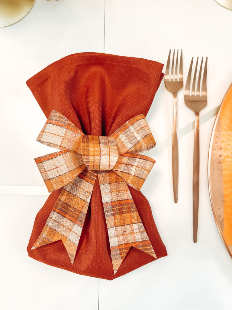 MAGICAL LEAVES THANKSGIVING TABLESCAPE 