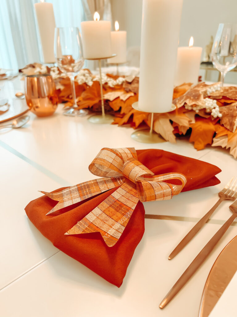 RIBBON NAPKIN STYLING