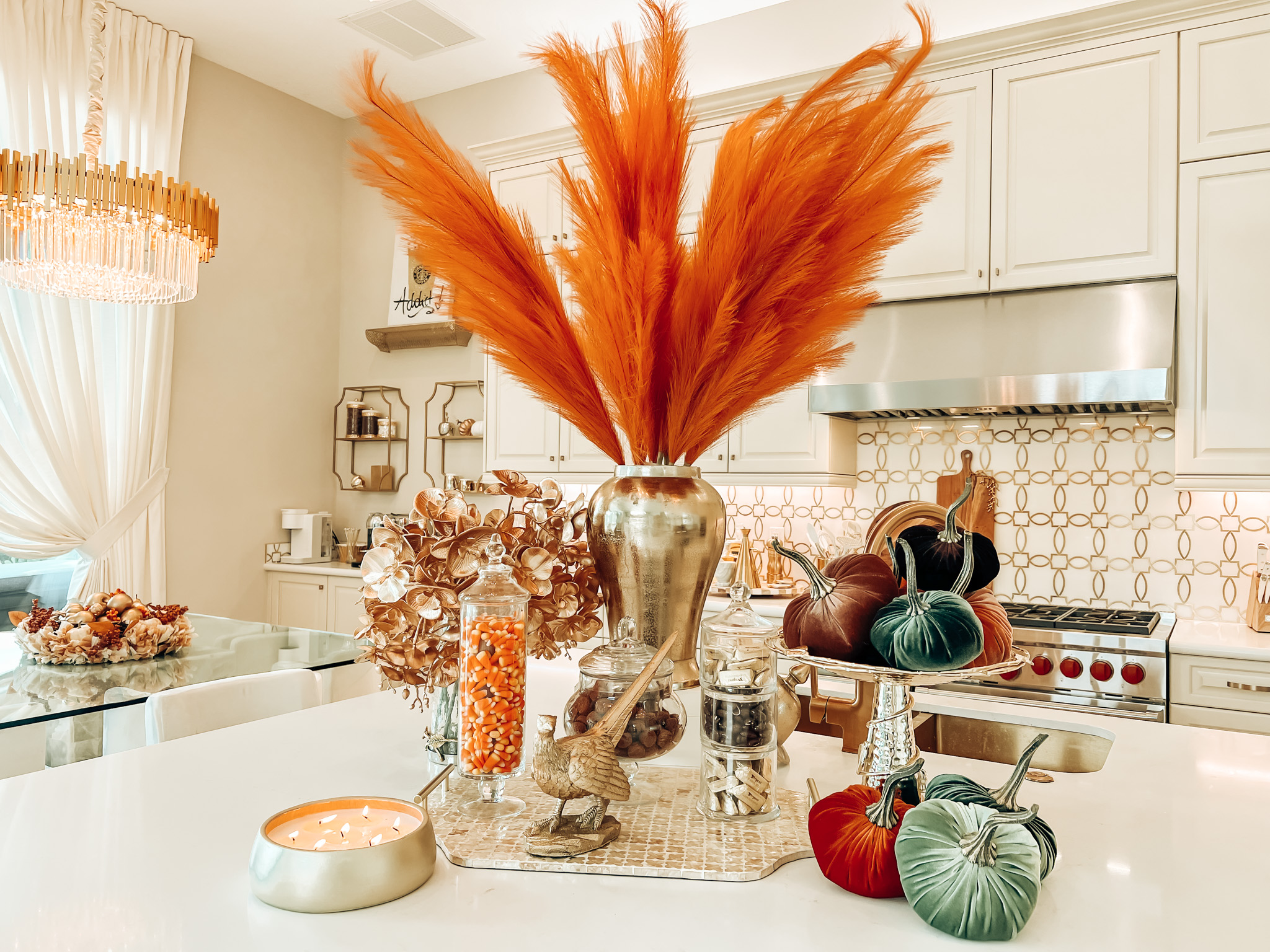 DESIGN A LUSCIOUS MID-FALL KITCHEN VIGNETTE