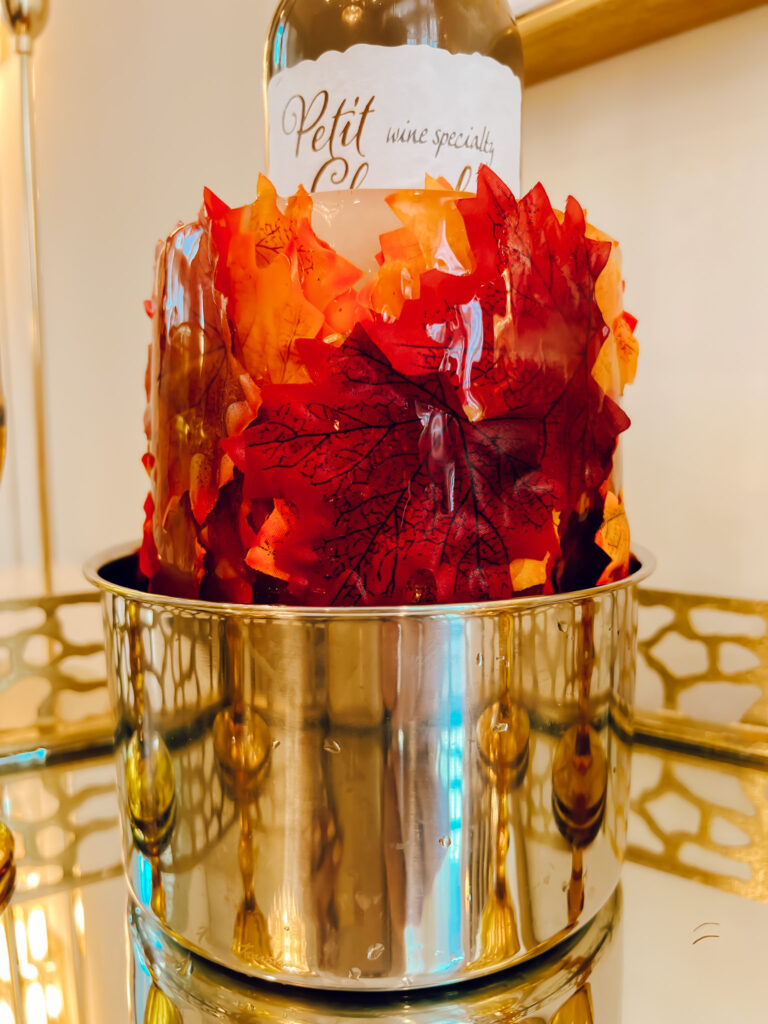 MAPLE LEAVES ICE BUCKET MOLD 