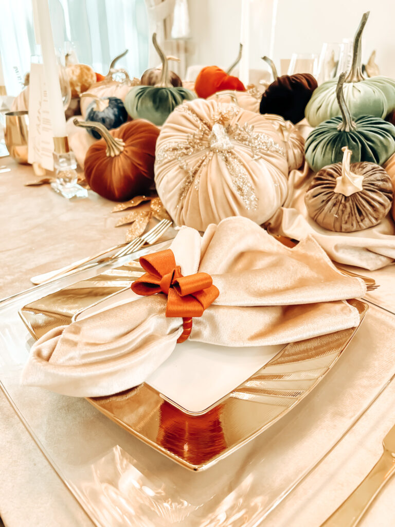 GILDED THANKSGIVING TABLESCAPE