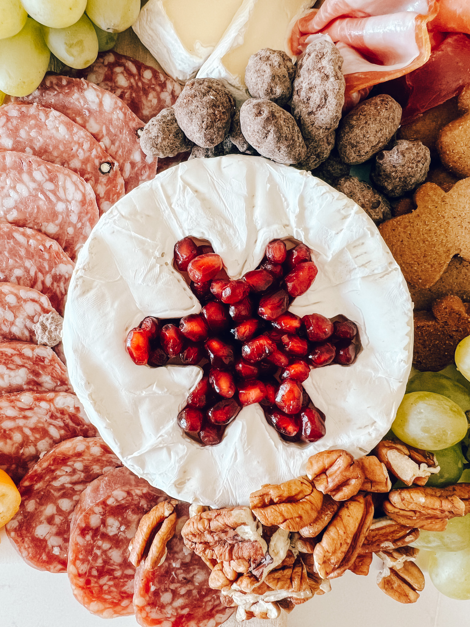 ADD A FESTIVE TOUCH TO CHEESE