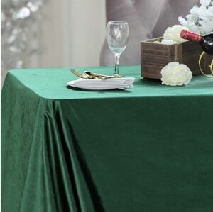 90 x 132 Inch Hunter Green Rectangle Tablecloth