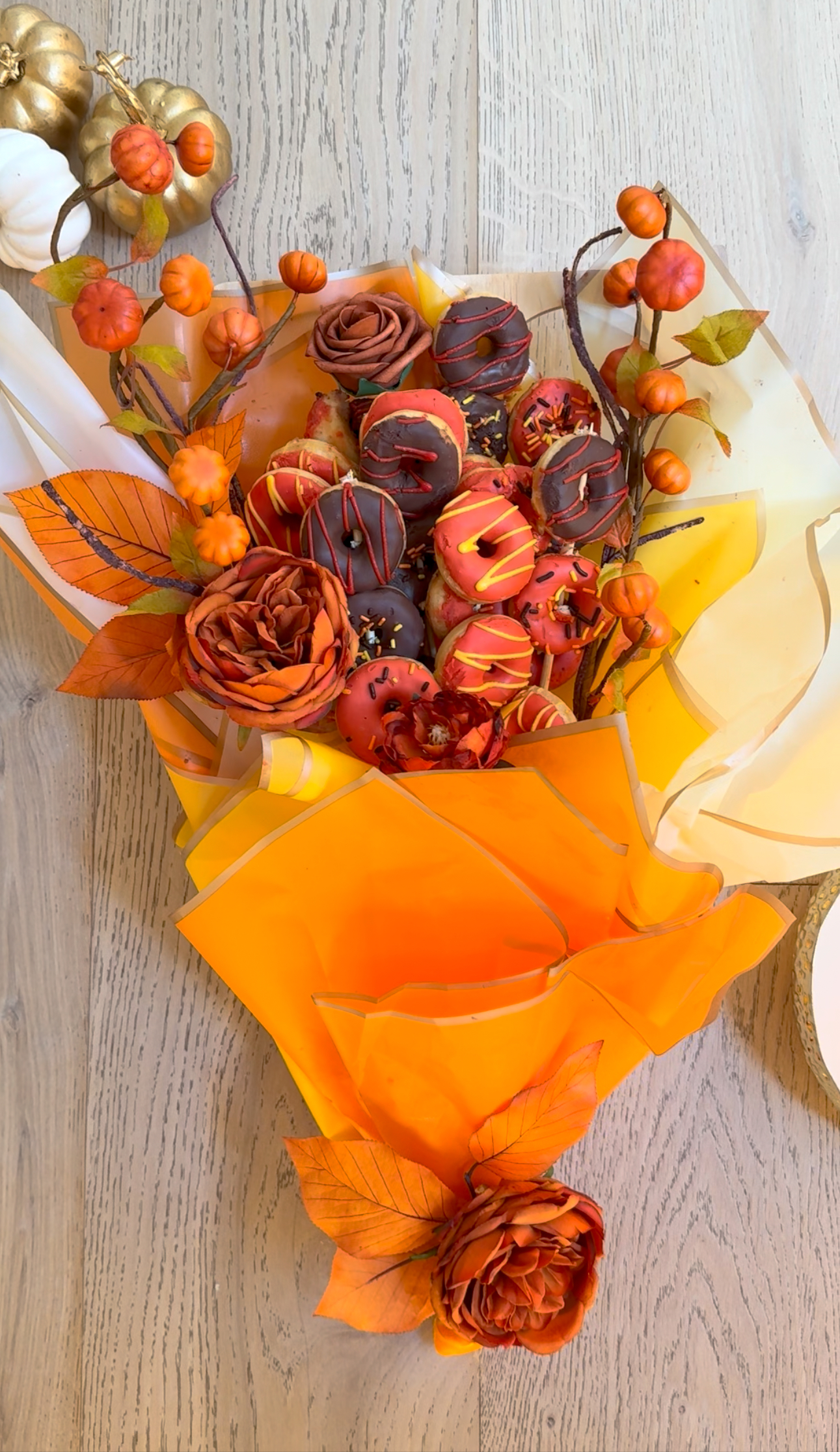 HOT TO CREATE THE PERFET DONUT BOUQUET